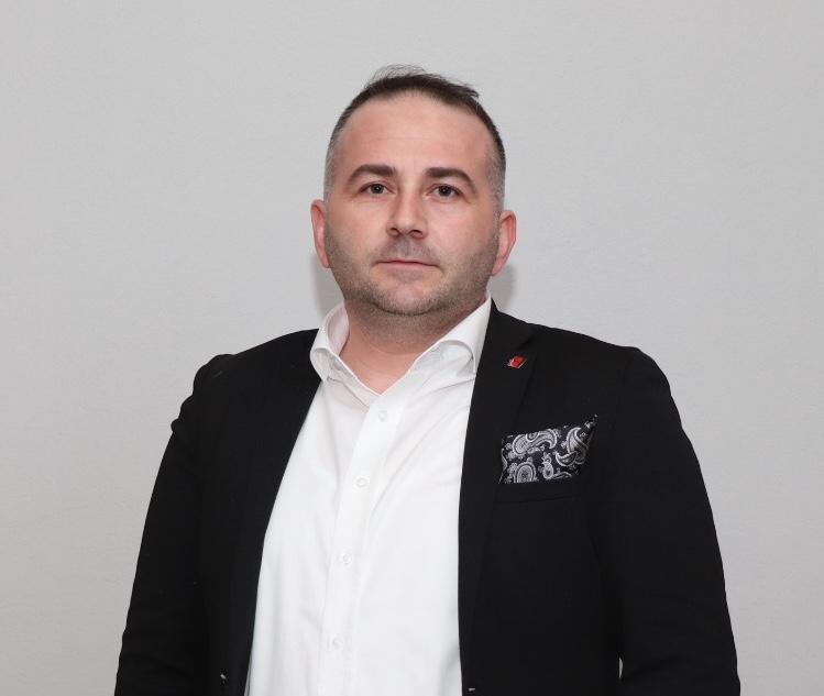 İzgiad Dernek Başkanı